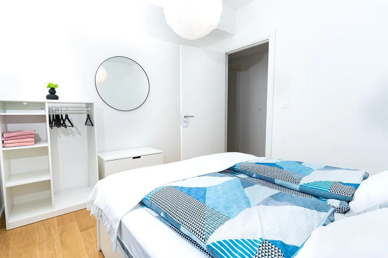 Apartment Pia